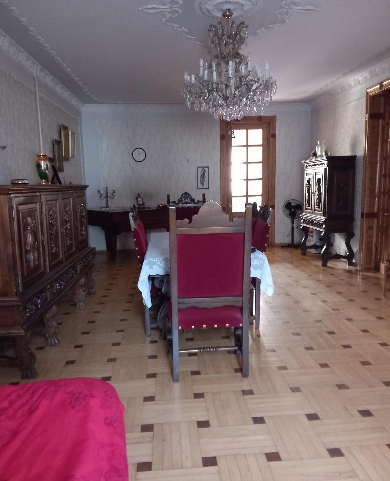 Guli Hotell Gori Exteriör bild