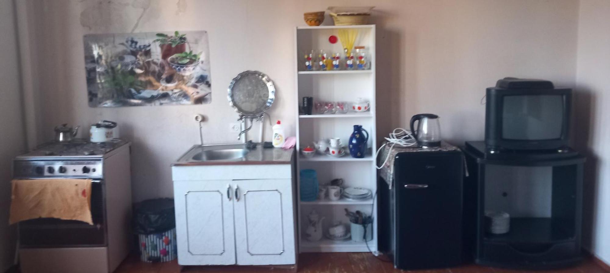 Guli Hotell Gori Exteriör bild